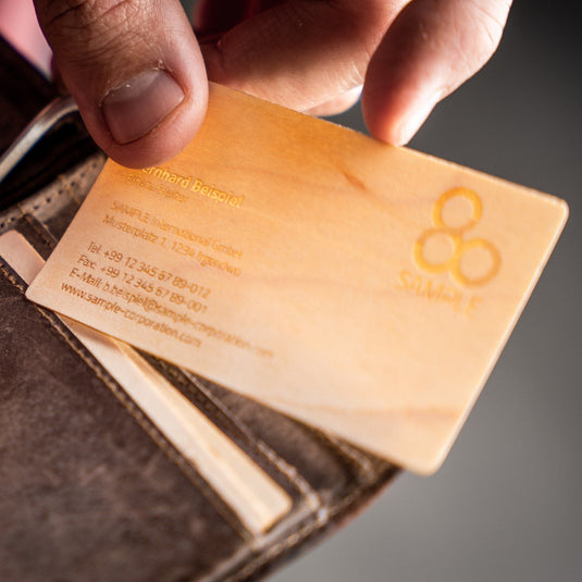 Visitenkarten aus Holz